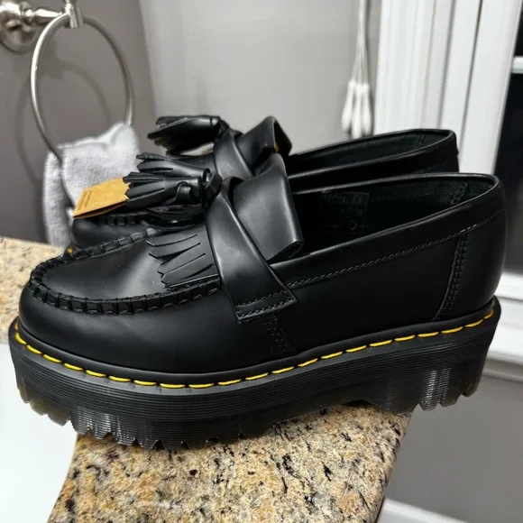 🖤🆕Dr. Martens Adrian Bex Smooth Leather Platform Tassel Loafers, Size 6🖤 - Picture 3 of 16